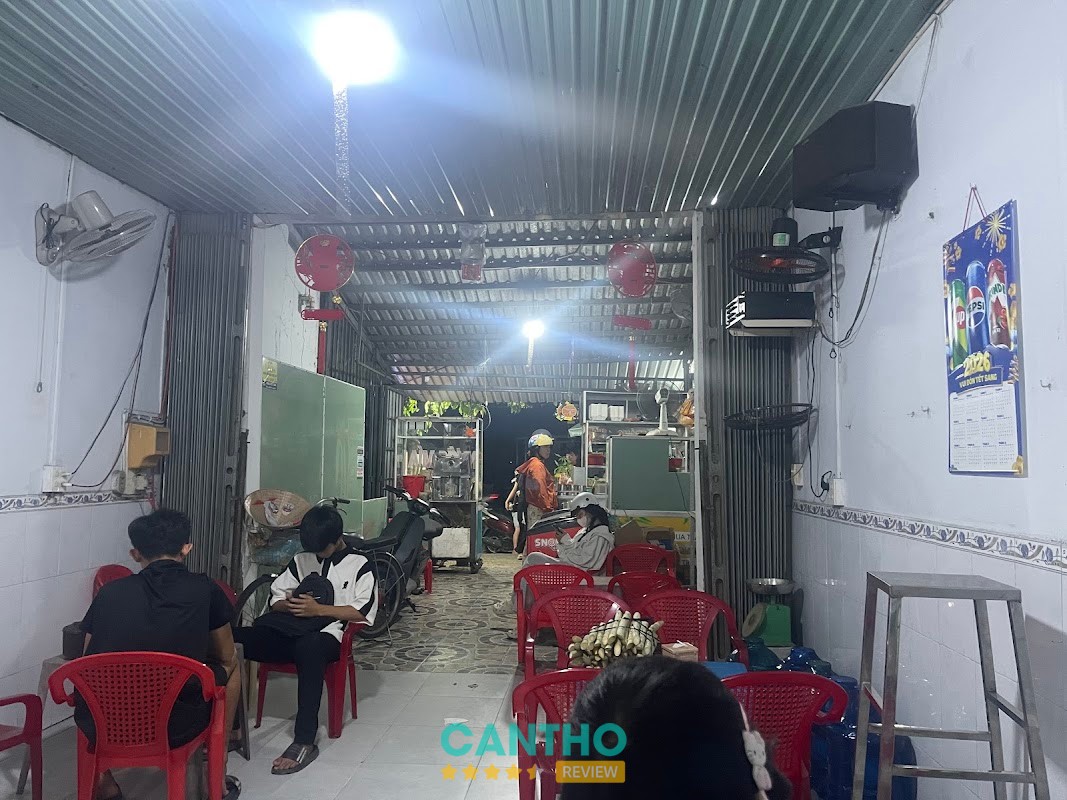 Trà Sữa Ăn Vặt Tấn Phát Ngã Bảy