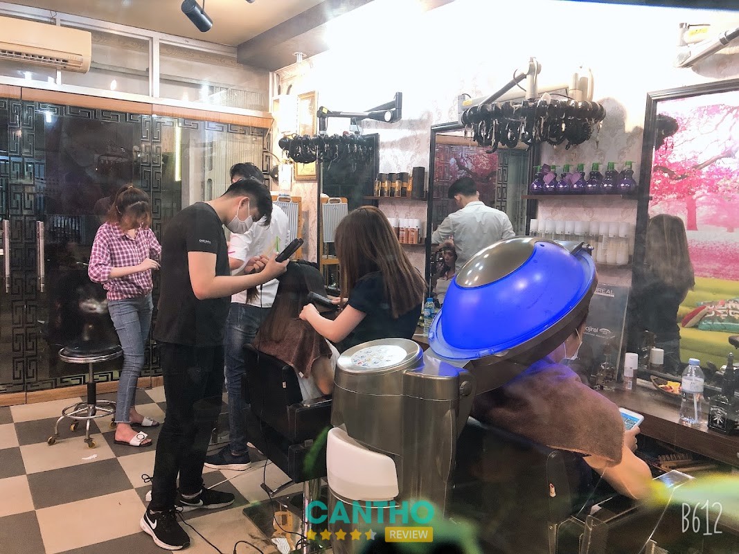 Salon Tùng – hình ảnh 2