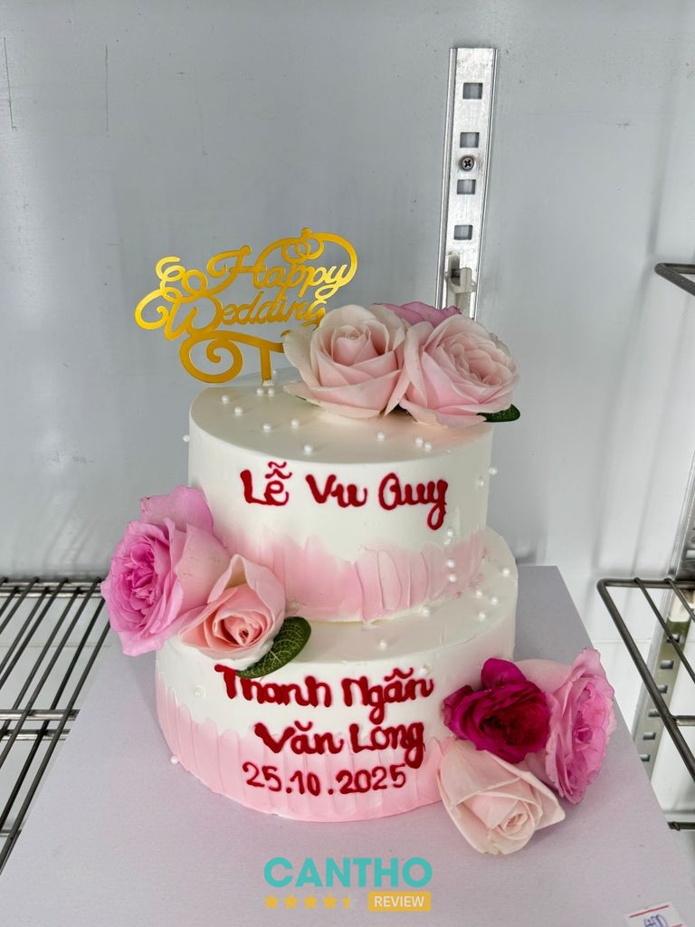 Tiệm Bánh Dâu Tây – hình ảnh thực tế 2