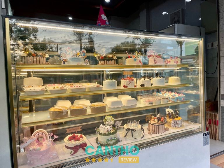 Tiệm Bánh Kem Tố Trinh – hình ảnh bánh và cửa hàng