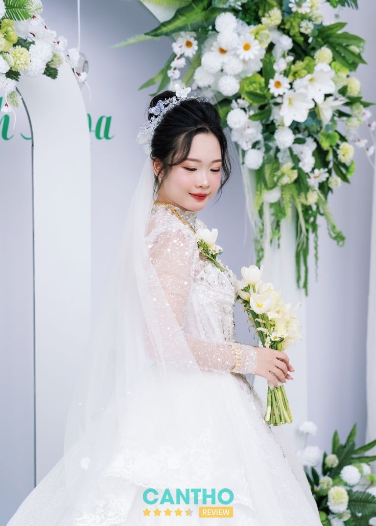 Trang phục và dịch vụ tại Thanh Nghi Bridal Boutique
