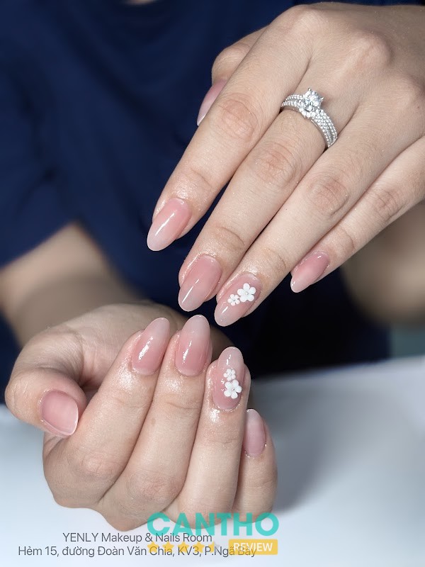 YENLY Makeup & Nails Room – tiệm làm nail đẹp ở Hậu Giang – hình ảnh 3