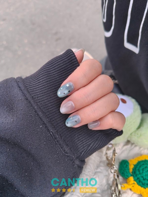 Không gian làm móng tại Nhã Linh Nail
