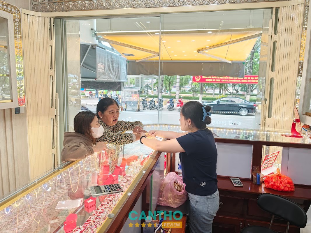 Kim Hoàng Mỹ Lan – hình ảnh 3