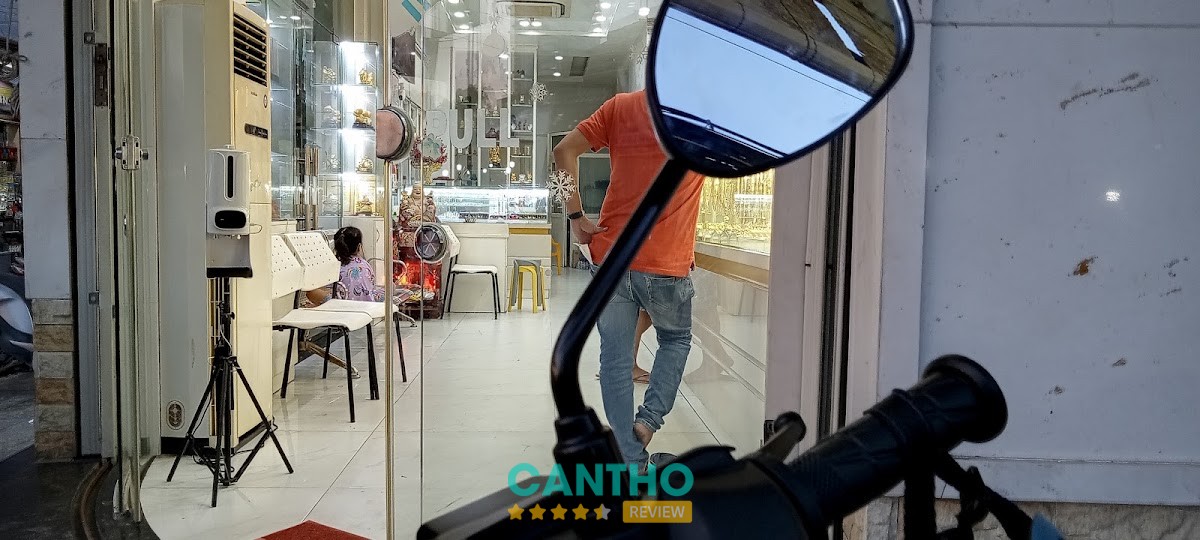 Tiệm Vàng Ánh Sáng - hình ảnh 3
