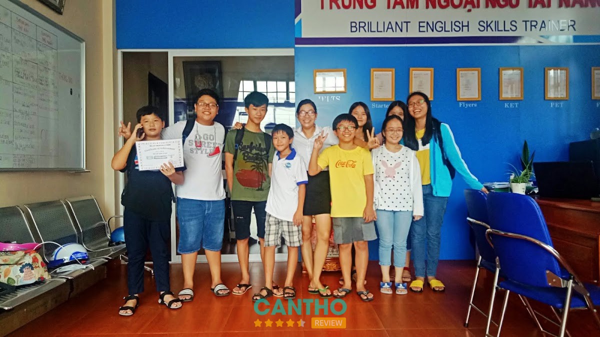 Trung Tâm Ngoại Ngữ Tài Năng Sóc Trăng – hình ảnh 3
