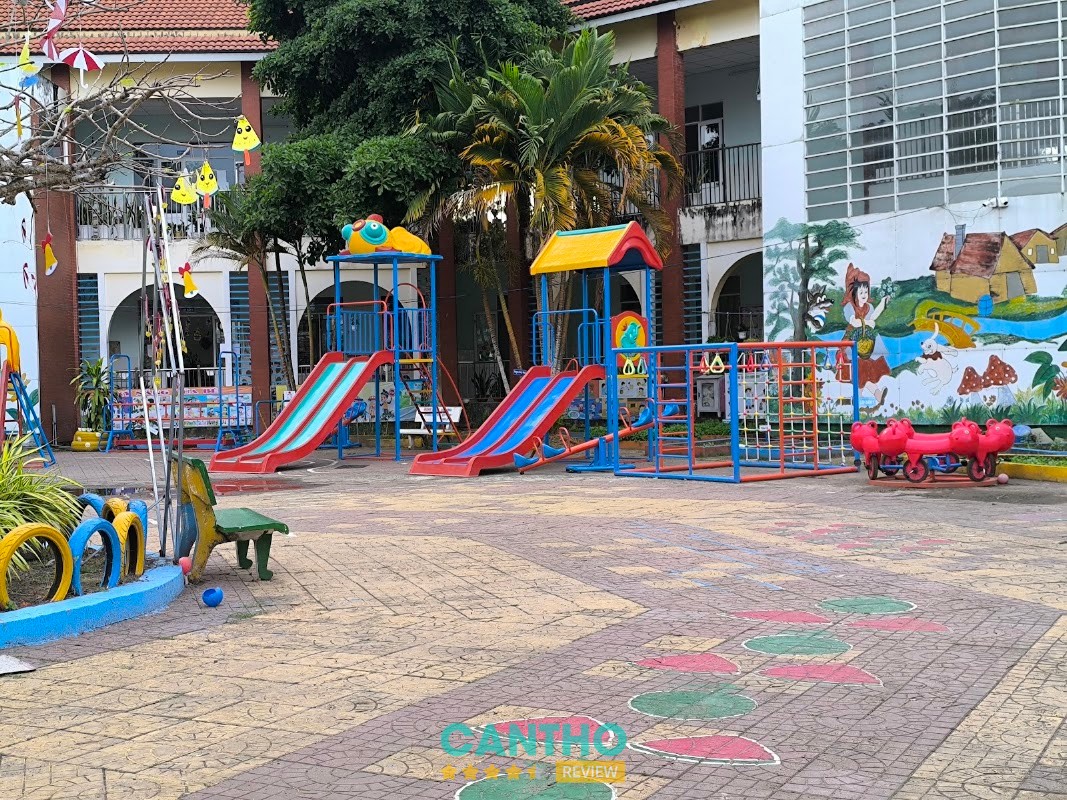 Trường Mầm Non Sen Hồng Vị Thanh