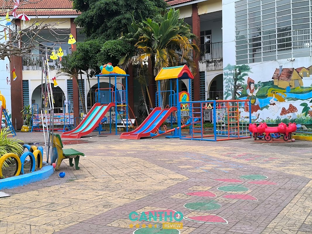 Trường Mầm Non Sen Hồng